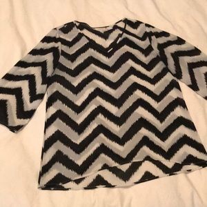 Chico’s black and white chevron blouse